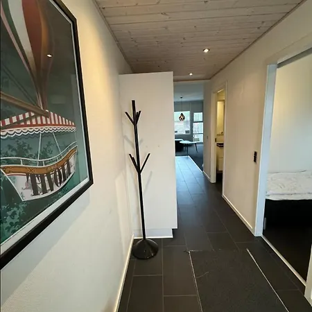 4 Personer - Henne 아파트 *