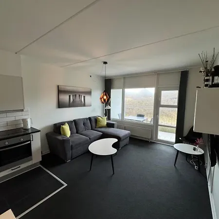 아파트 4 Personer - Henne *