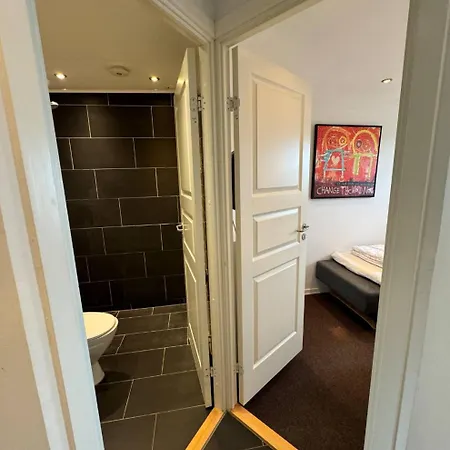 4 Personer - Henne 아파트