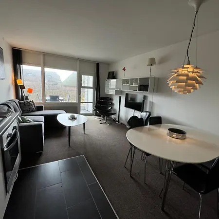 아파트 4 Personer - Henne