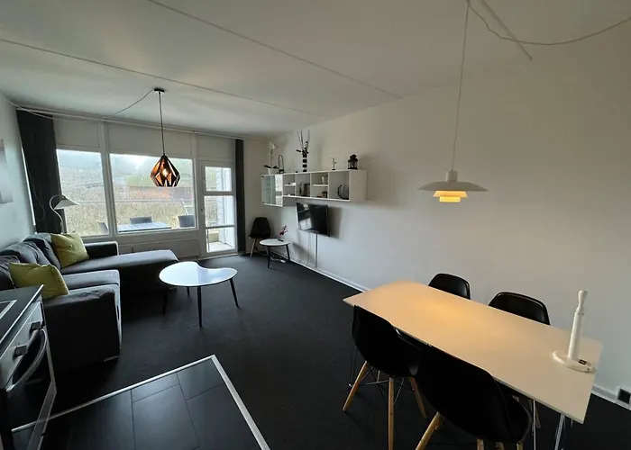 Apartment 4 Personer - Henne